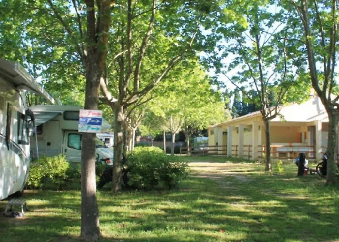 Mobil 4 Pers Avec Terrasse A Grande-motte - Api-1-52-1431 Kemp La Grande Motte